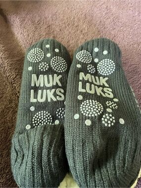 Muk Luks Dark Gray Gripper Slipper Socks